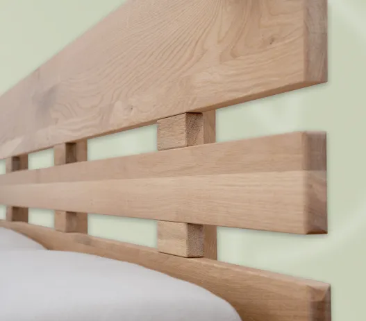 bett-daniel-140-180-detail-3-241218-website-527x463-crop-50-50.webp