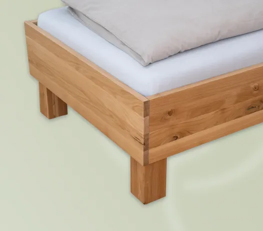 bett-daniel-90-detail-1-241218-website-527x463-crop-50-50.webp