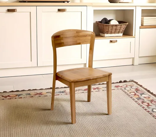 sessel-schwarza-wohnsituation-2-527x463-crop-50-50.webp
